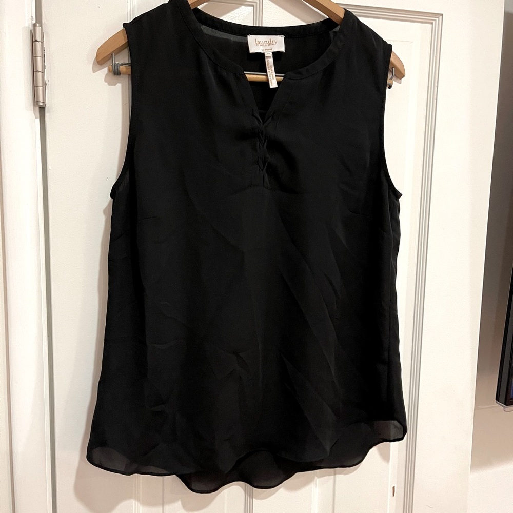 Women’s blouse